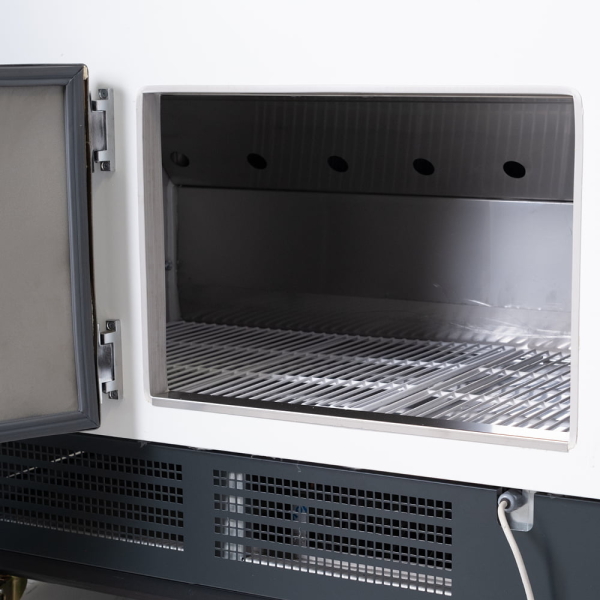 Bromic DD2500CG-NR Curved Glass Deli Display - 2580mm - Image 4