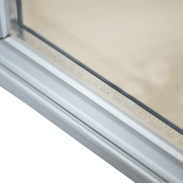 Bromic GM0690LW Upright Display Fridge - 659L - 1 Door - Flat Glass - Lighbox - Image 7