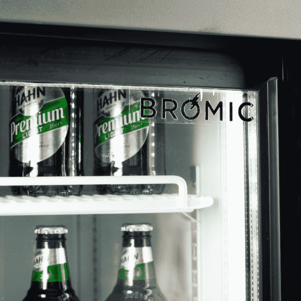 Bromic GM0980LS-NR Upright Display Fridge  - 945L - 2 Doors - Sliding - Flat Glass - Lightbox - Image 10