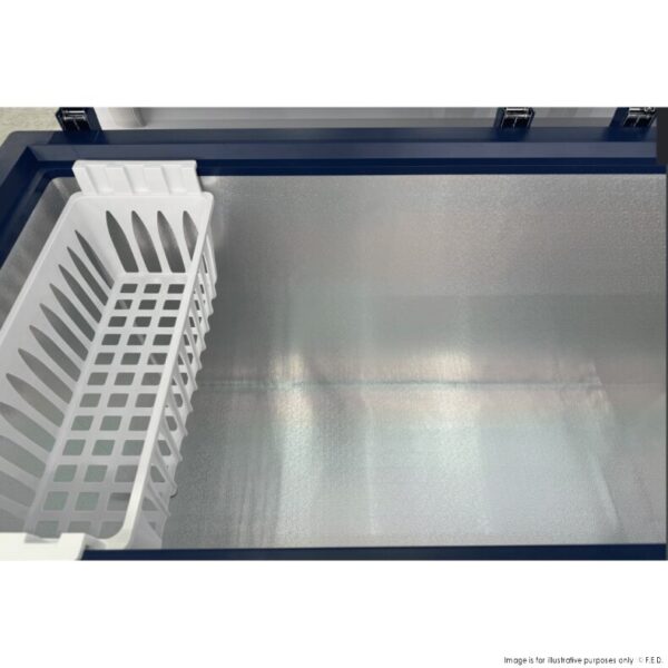 WD586G Thermaster Chest Freezer with Flat Glass Sliding Lids - Image 2