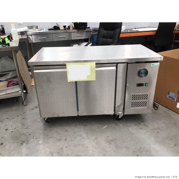 GN2100TN F.E.D TROPICALISED 2 Door Gastronorm Bench Fridge - Image 5